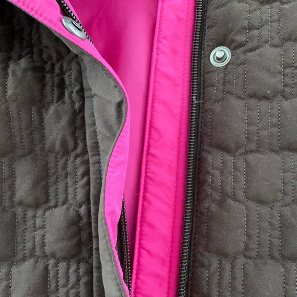 Nike NWOT Women's Brown Winter Quilted Vest (M) - Picture 8 of 10